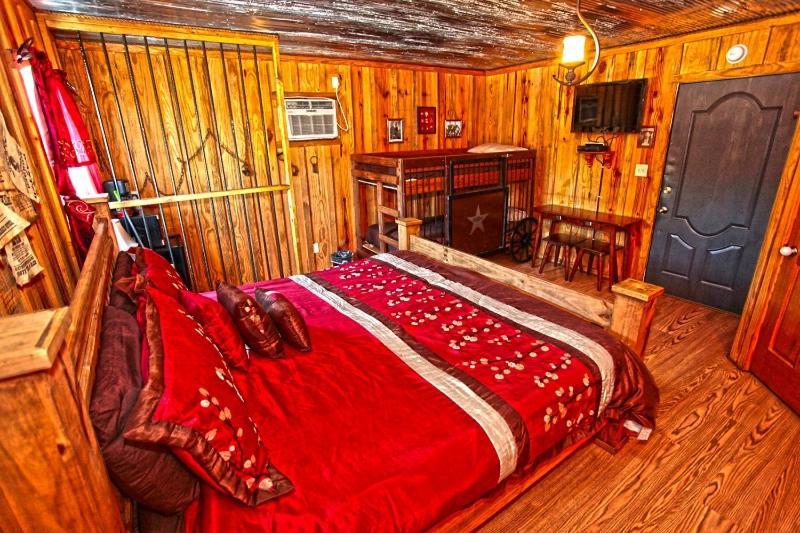 فندق Diamonds Old West مورفريسبورو المظهر الخارجي الصورة
