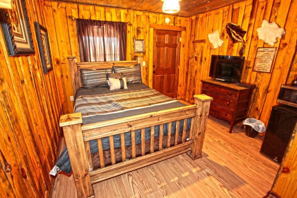 فندق Diamonds Old West مورفريسبورو المظهر الخارجي الصورة