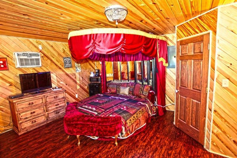 فندق Diamonds Old West مورفريسبورو المظهر الخارجي الصورة
